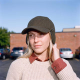 dunkeloliv (female-model)