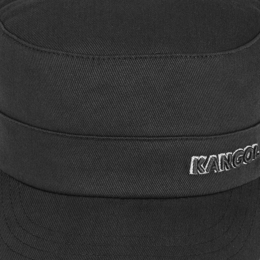 schwarz