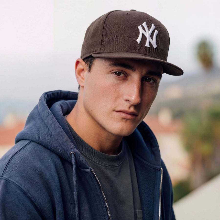 braun (male-model James Lavender)
