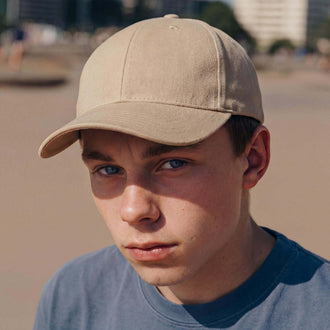 beige (male model Roger Yard)