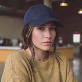 blau (female-model Bec Rabanne)