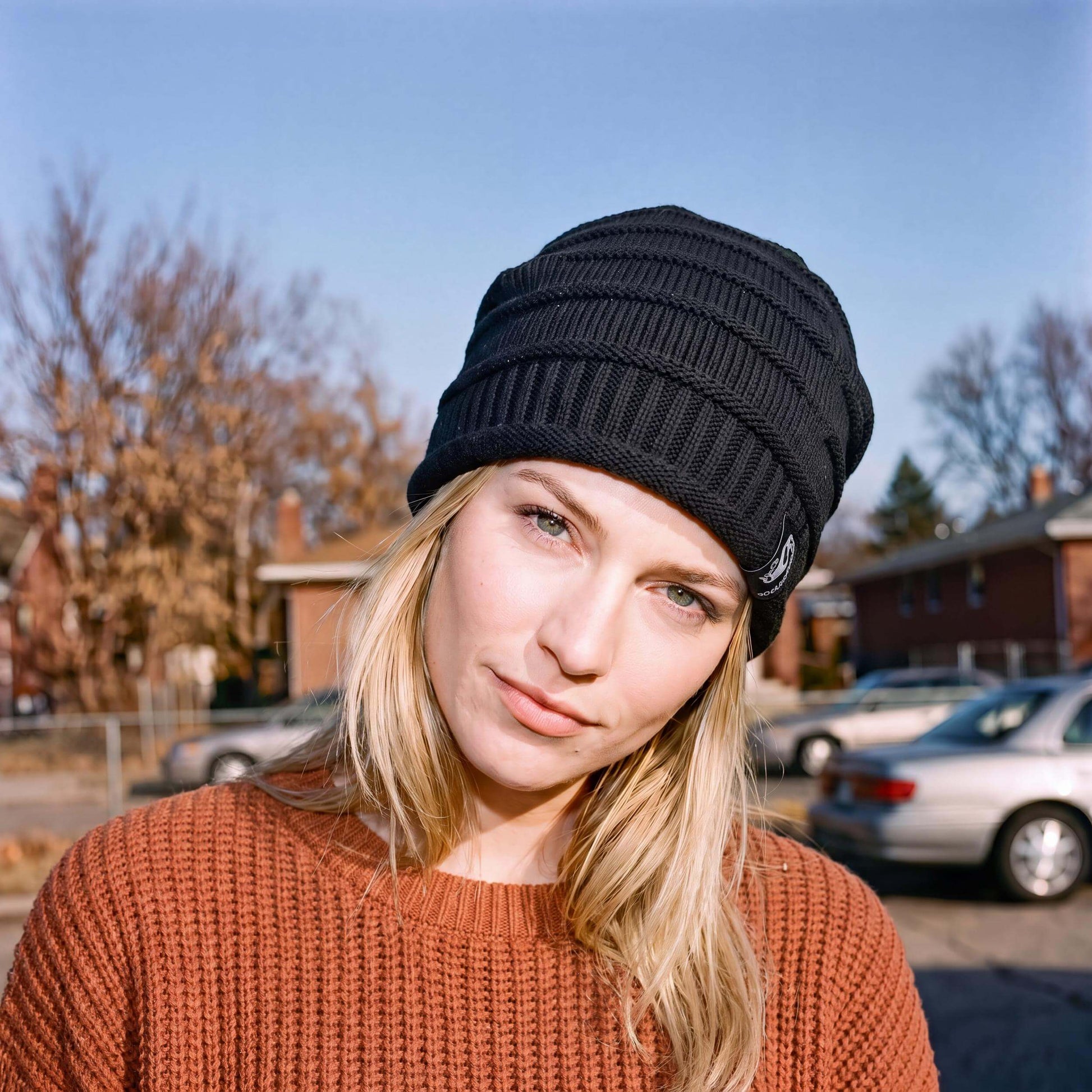 schwarz (female-model)