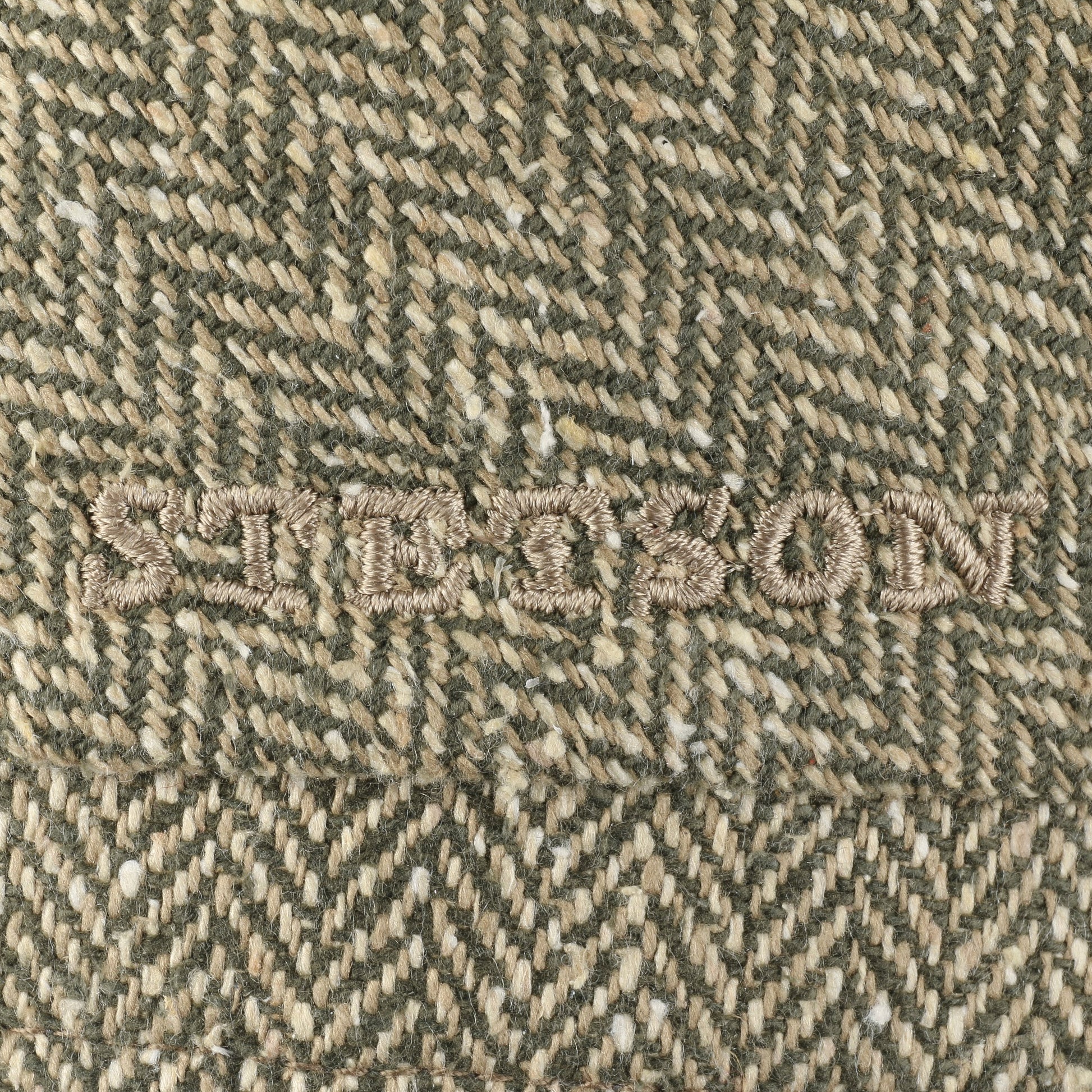 beige-grün