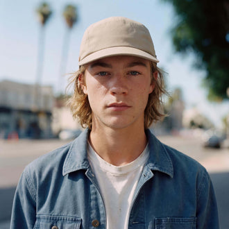 beige (male model Oswald Bloom)