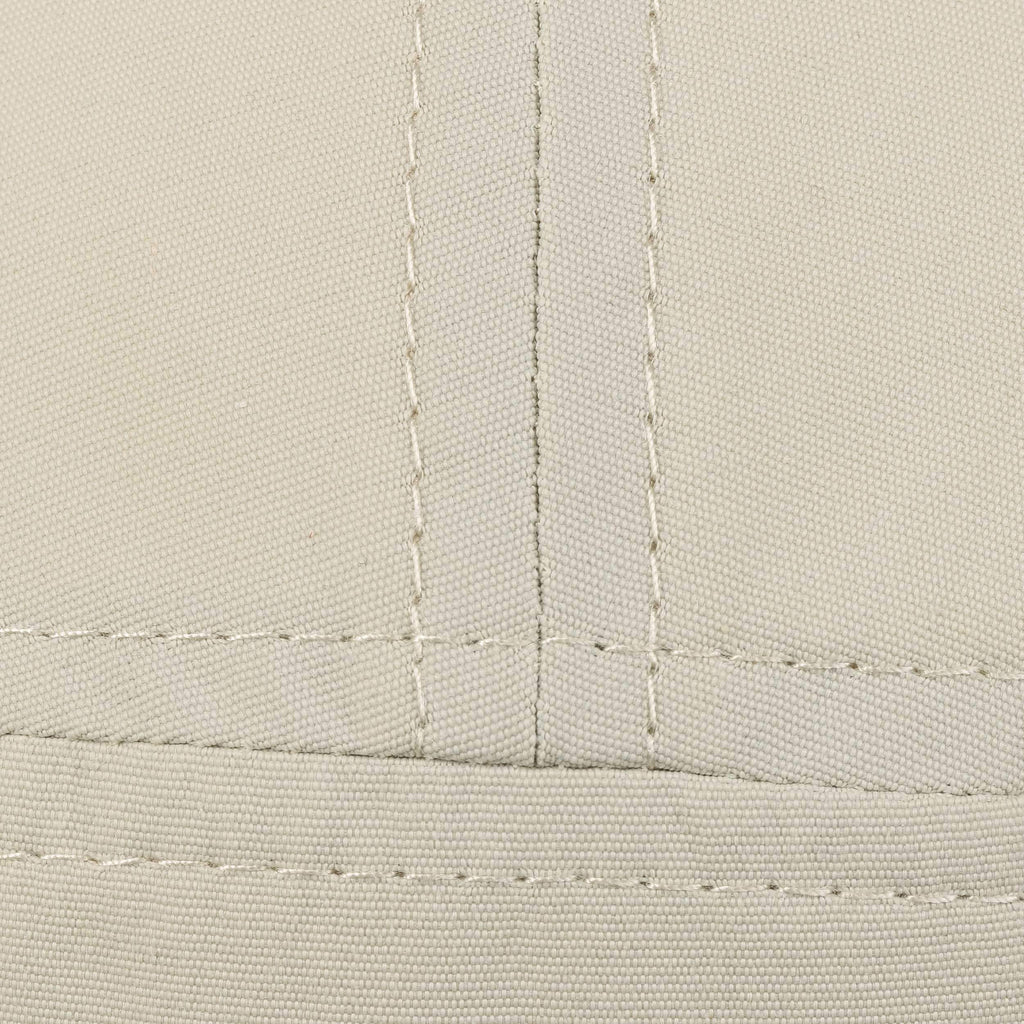 hellbeige