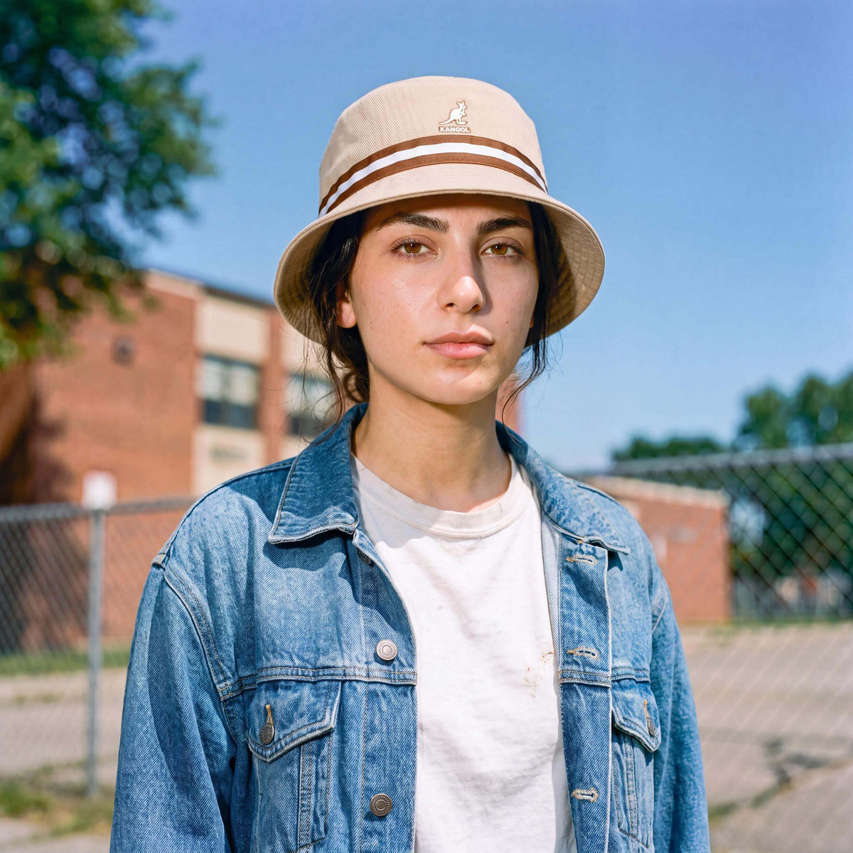beige (female-model)