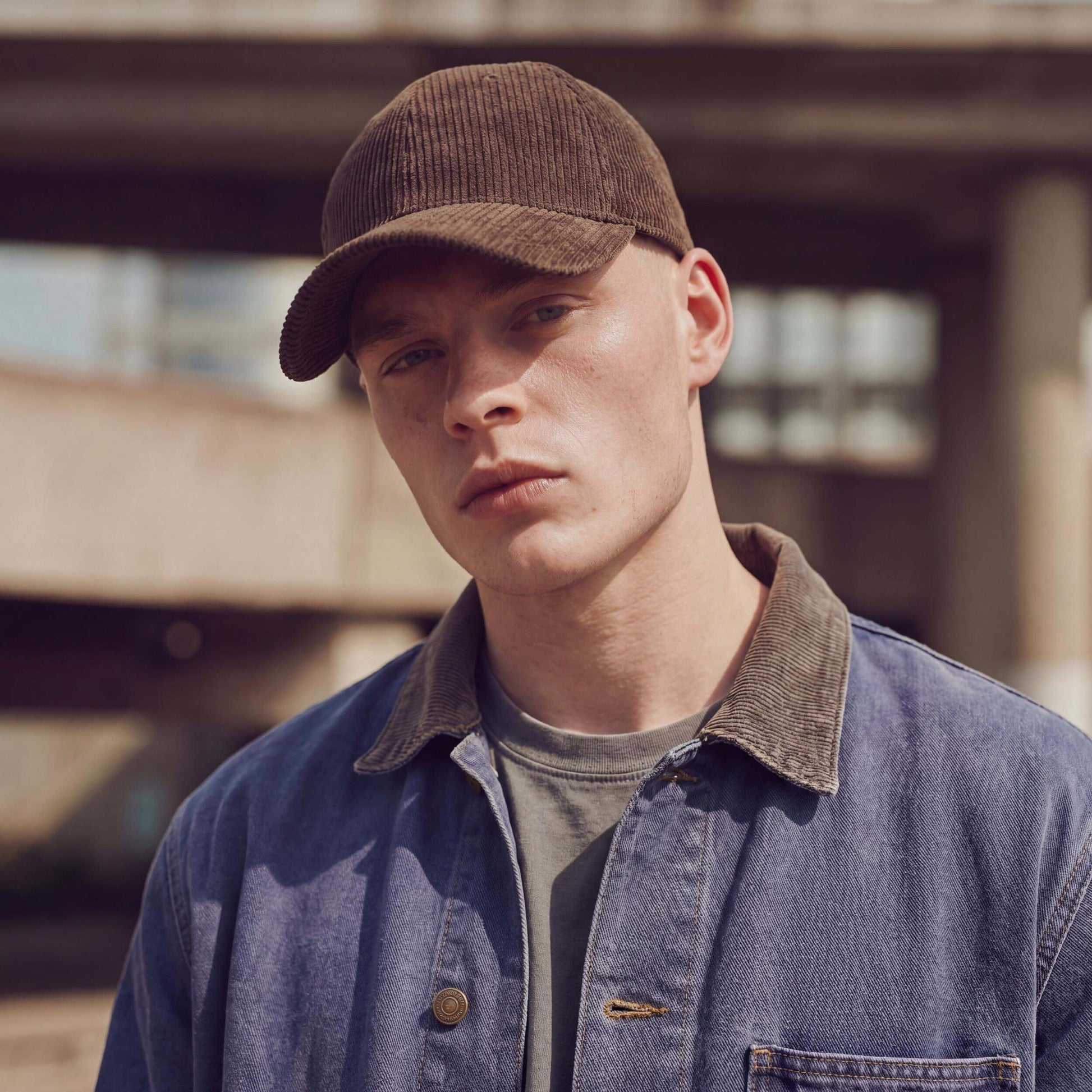 braun (male-model Pete Delorette)