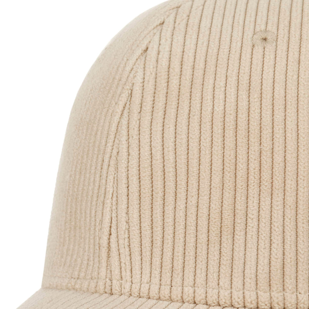 hellbeige
