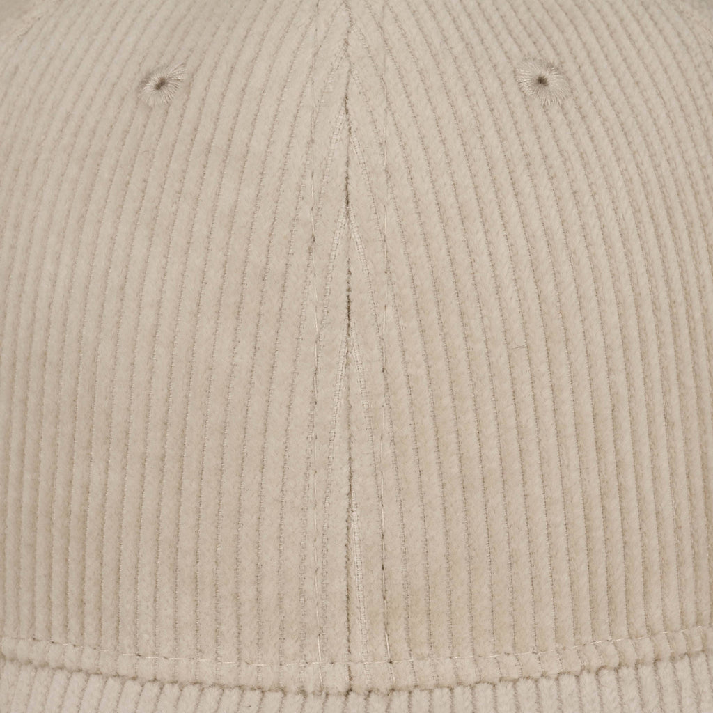 hellbeige