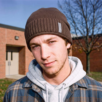 hellbraun (male-model)