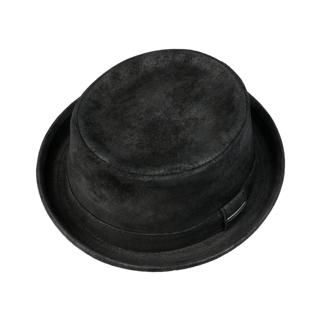 schwarz