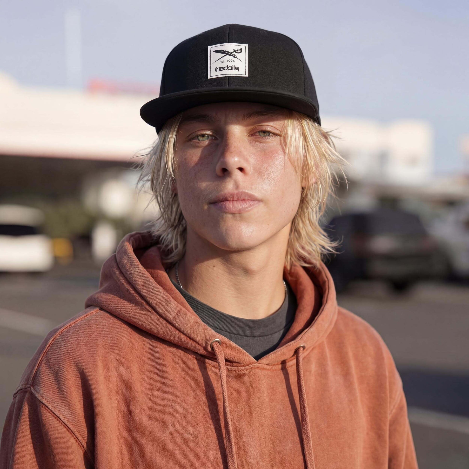 schwarz (male-model Serge Alvarez)