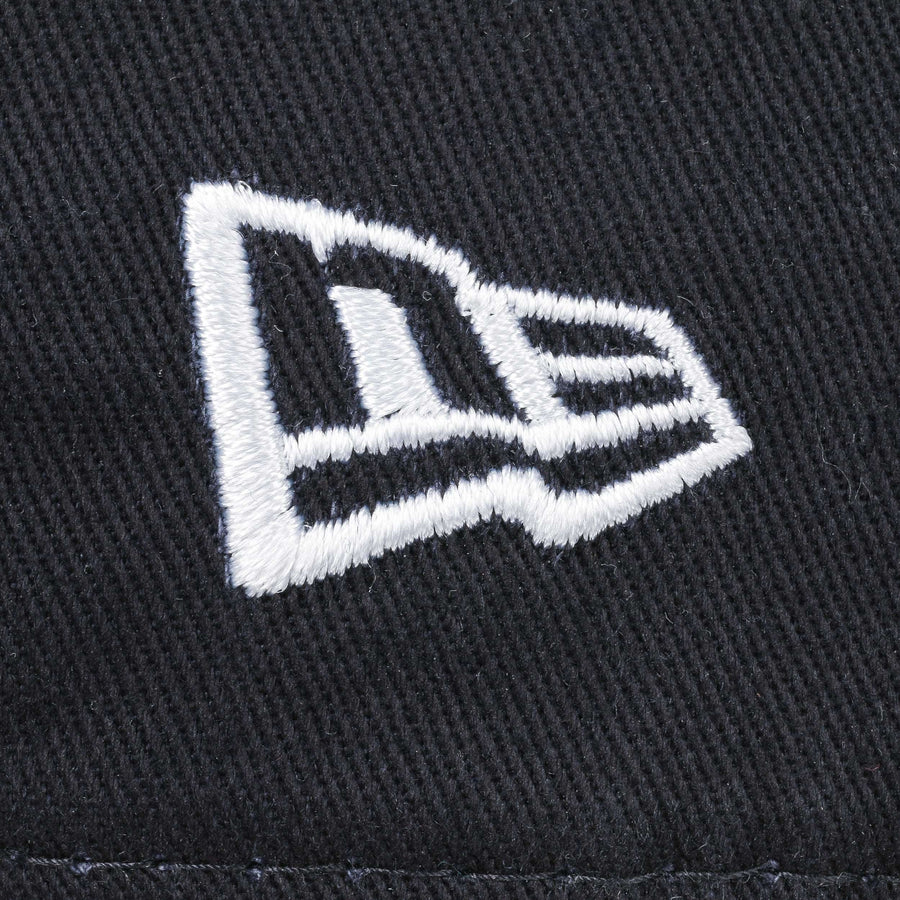 dunkelblau