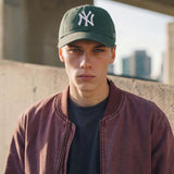 dunkelgrün (male-model Justin Mappex)