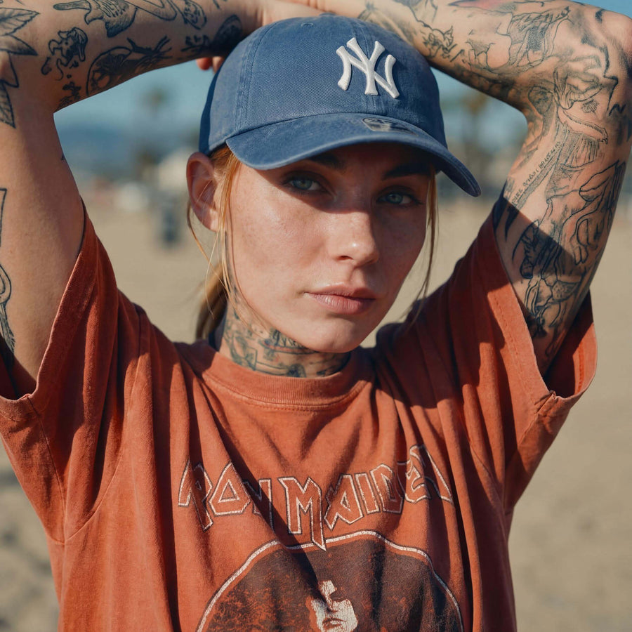 blue (female model Alexis Newman)