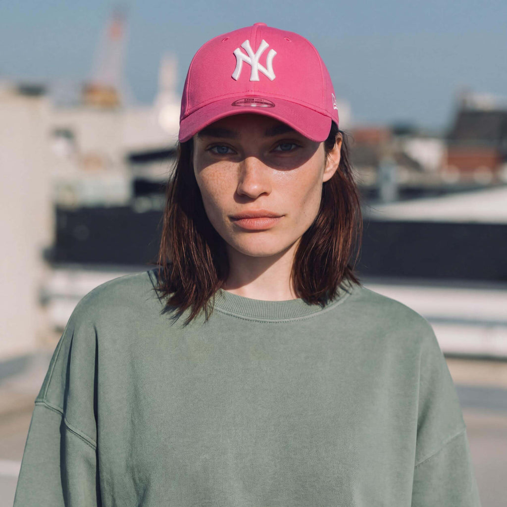 pink (modèle féminin Bec Rabanne)