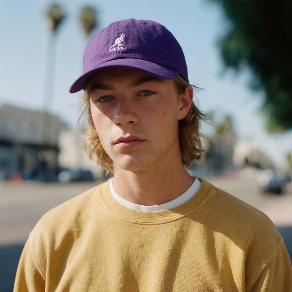 lila (male-model Roger Yard)