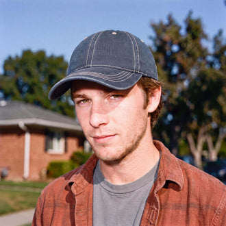 blau (male-model)