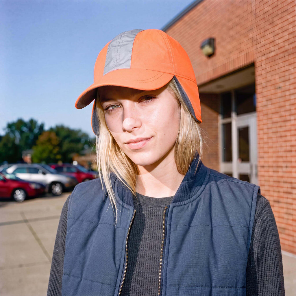 neonorange (female-model)
