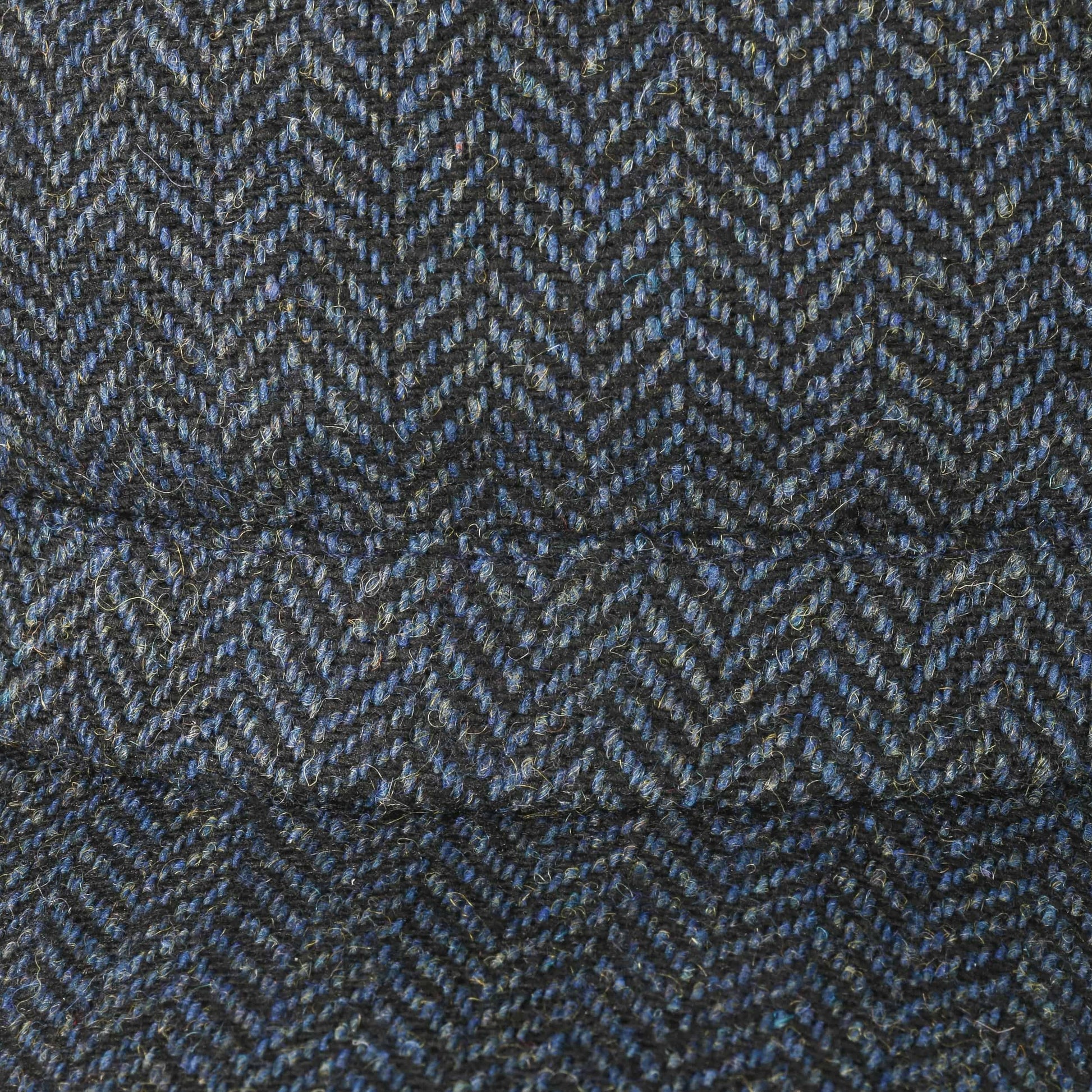 schwarz-blau