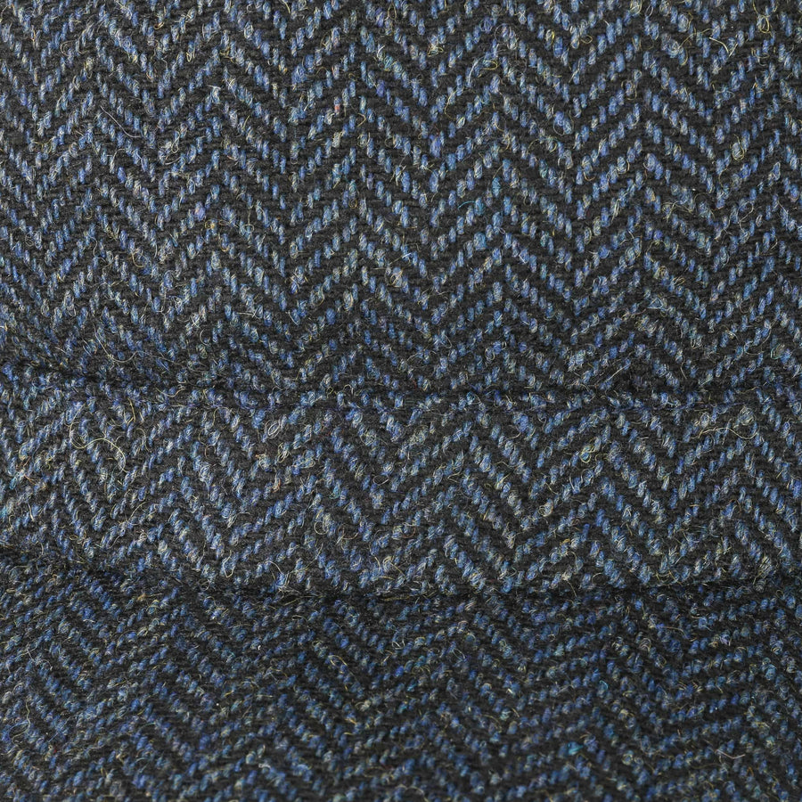 schwarz-blau