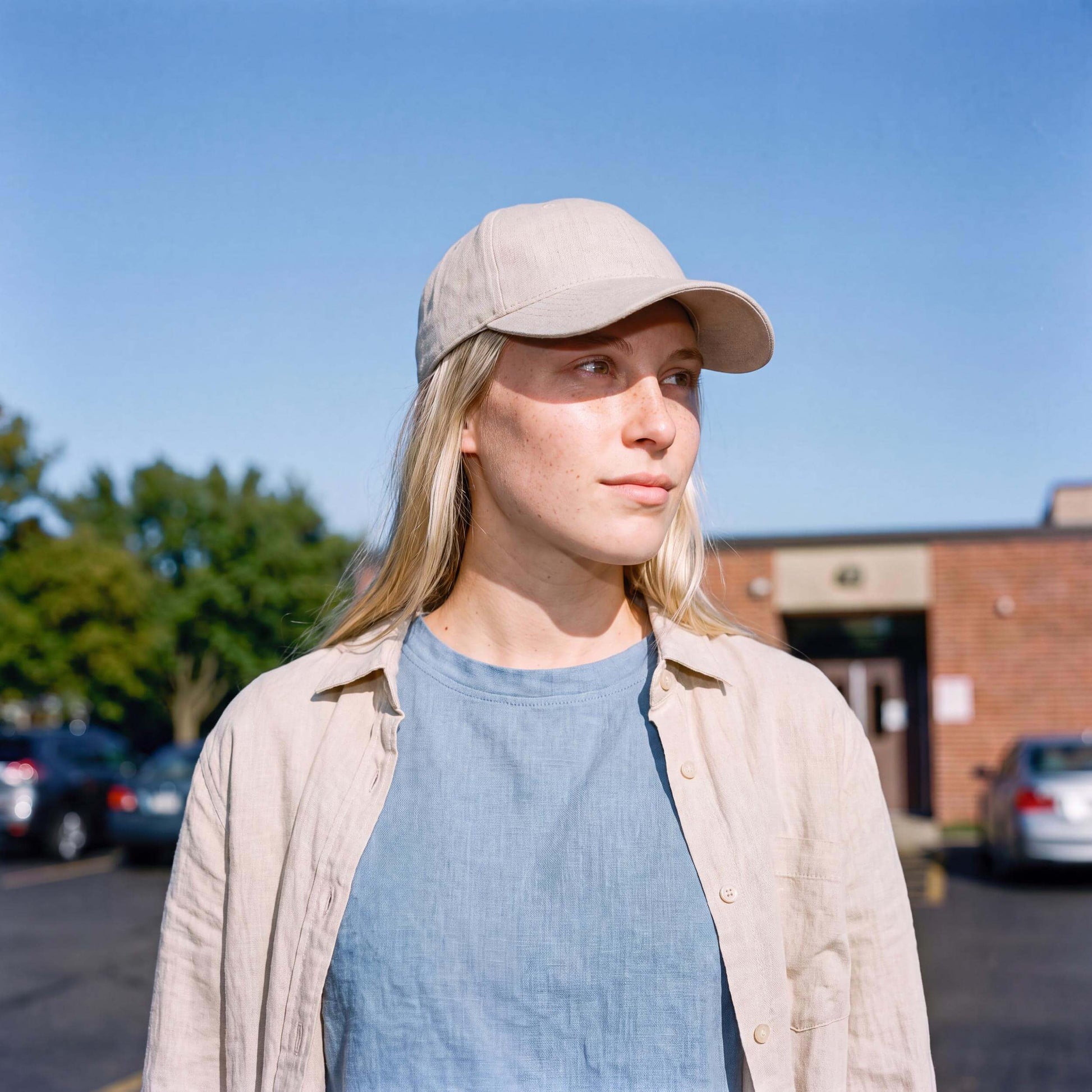 beige (female-model)