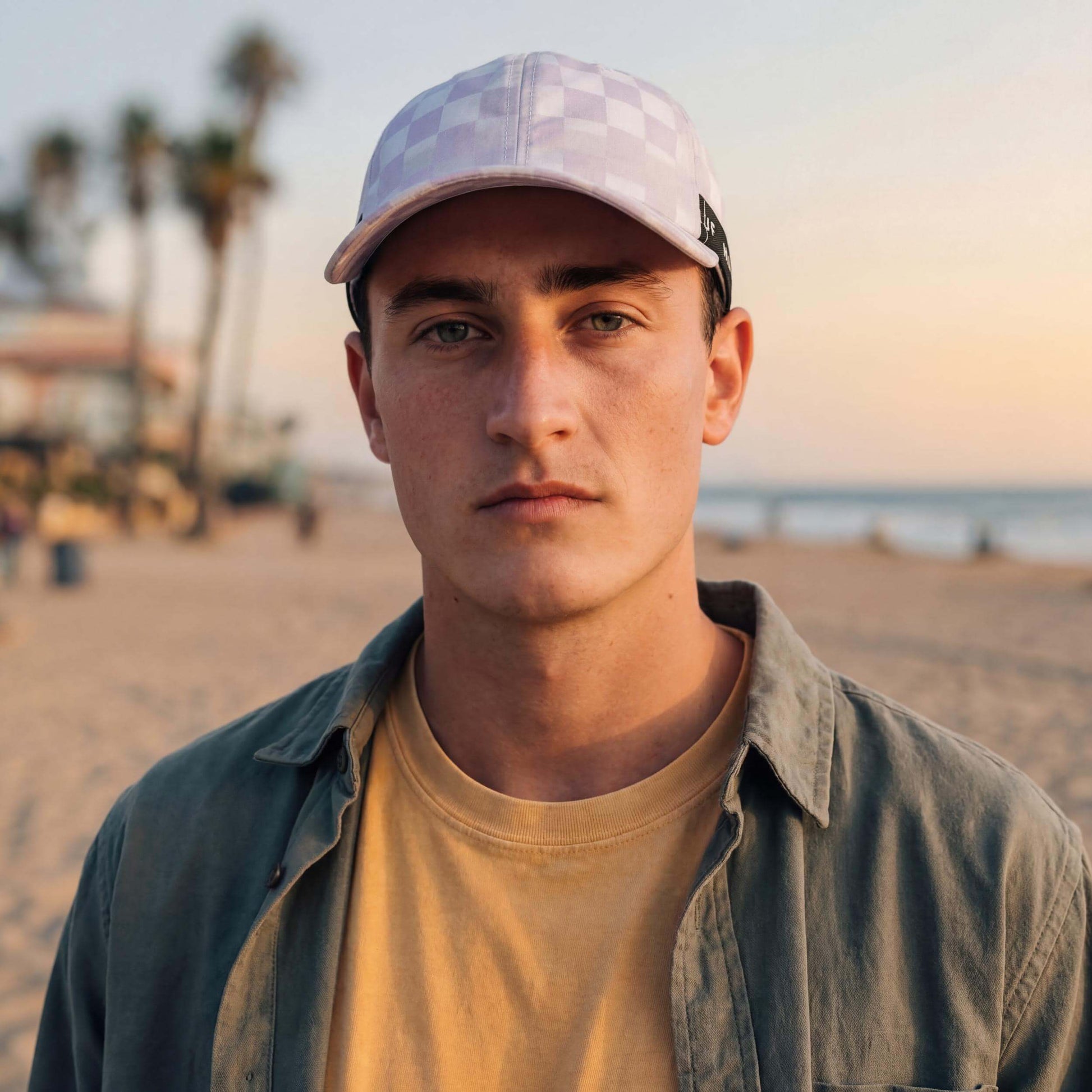 weiß (male-model Tony Cenic)