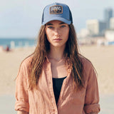 blau (female-model Annabel Oharra)