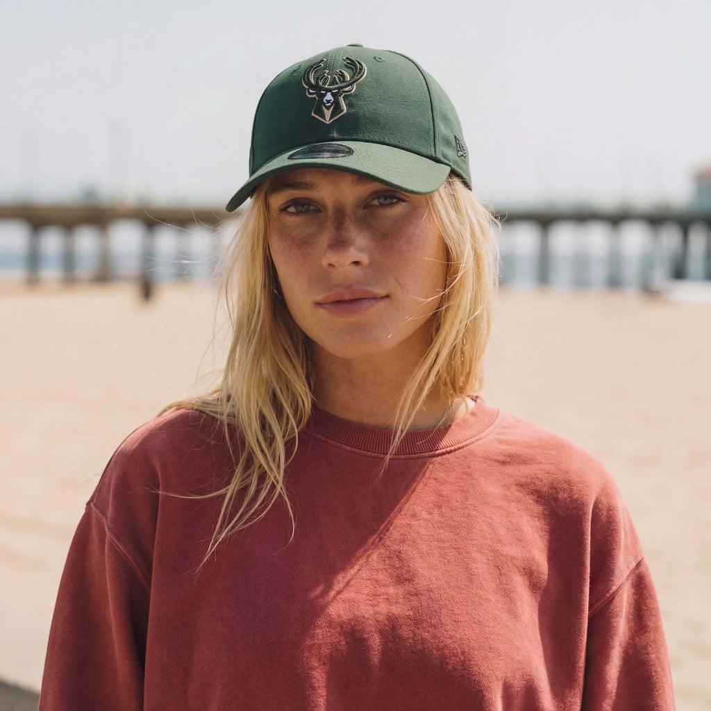 dark green (female model Alexis Newman)