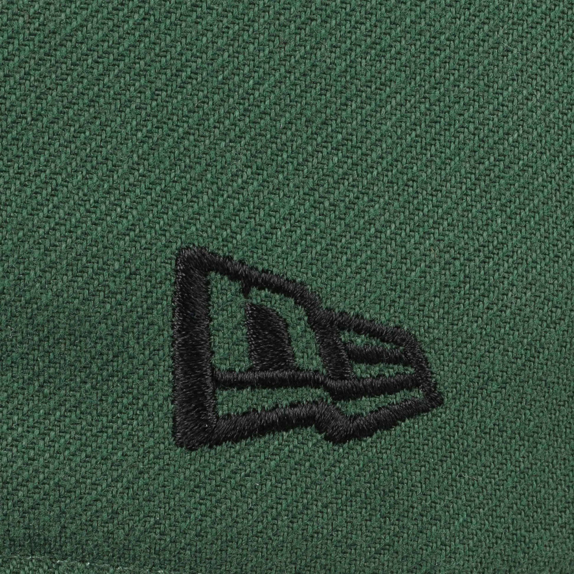 dunkelgrün