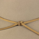 hellbeige