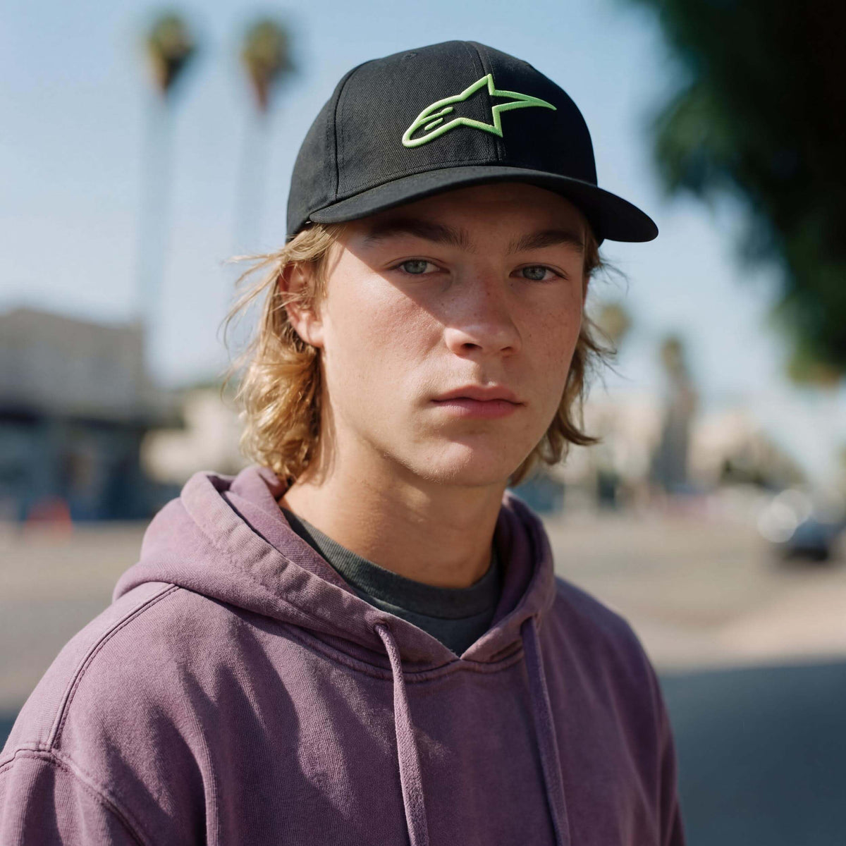 schwarz-grün (male-model Luke Fermer)
