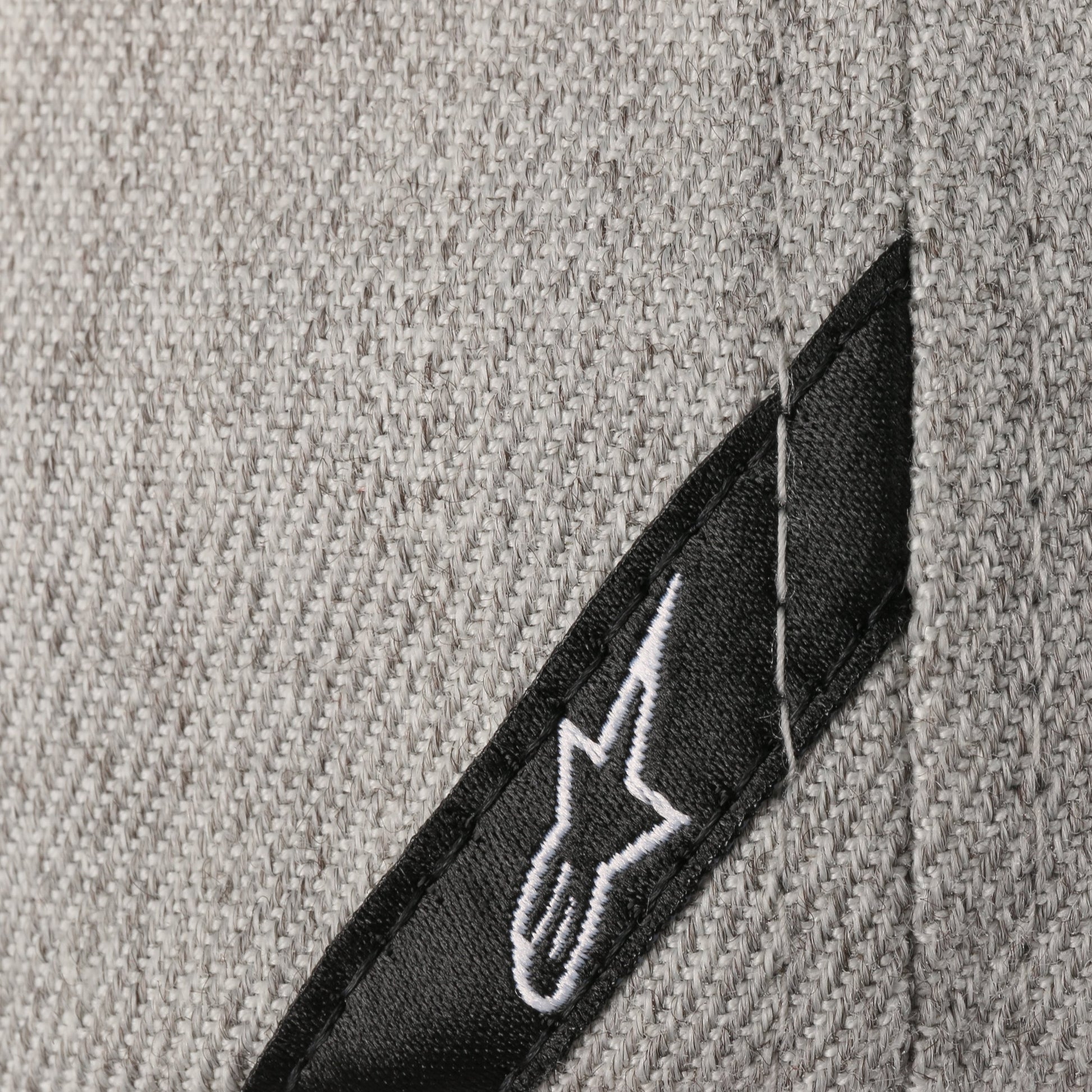 grau-schwarz
