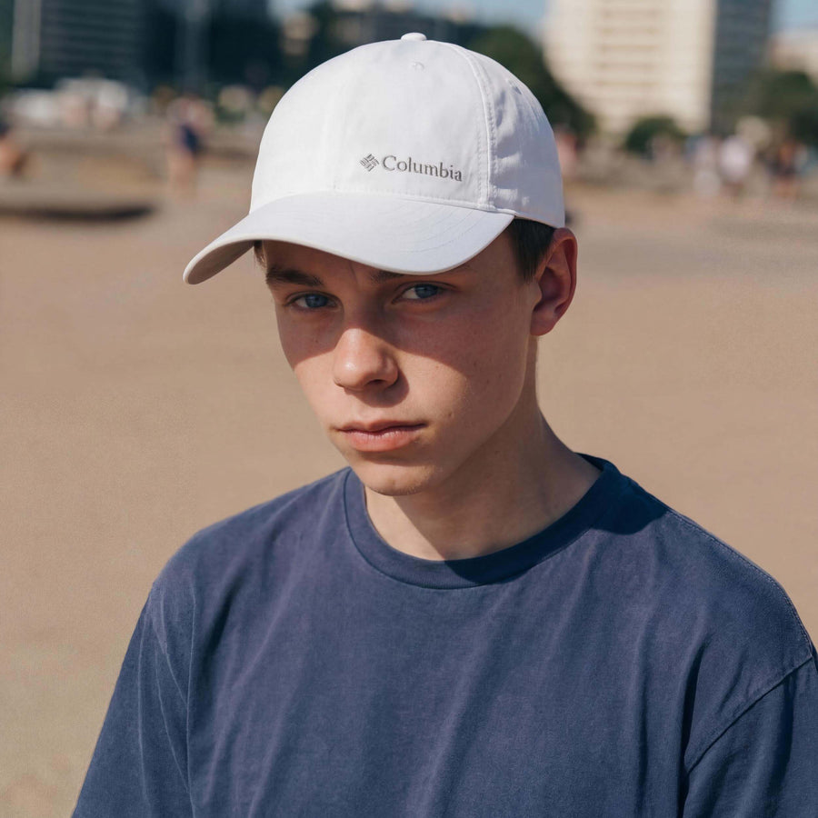 weiß (male-model Luke Fermer)