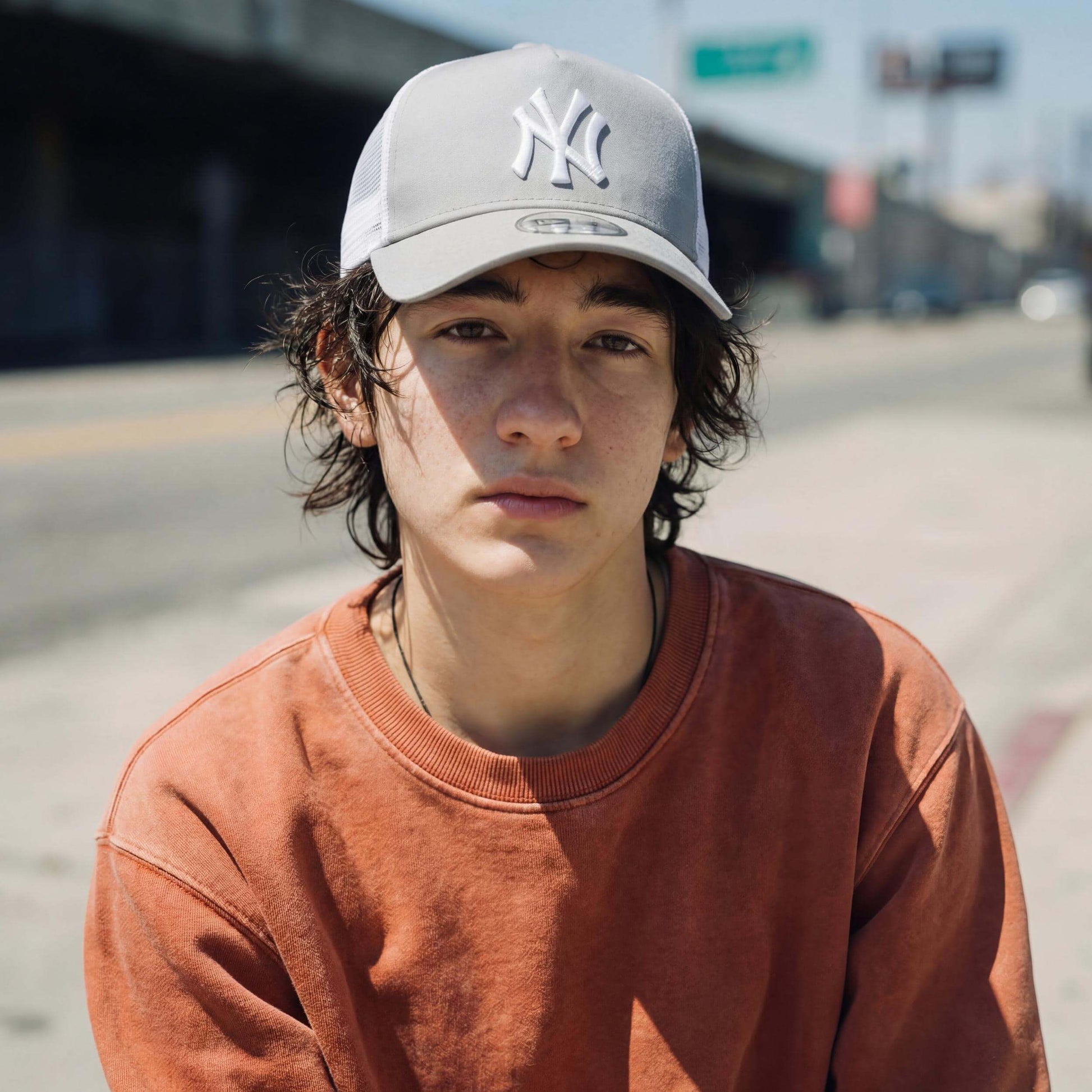 grau (male-model Tony Cenic)