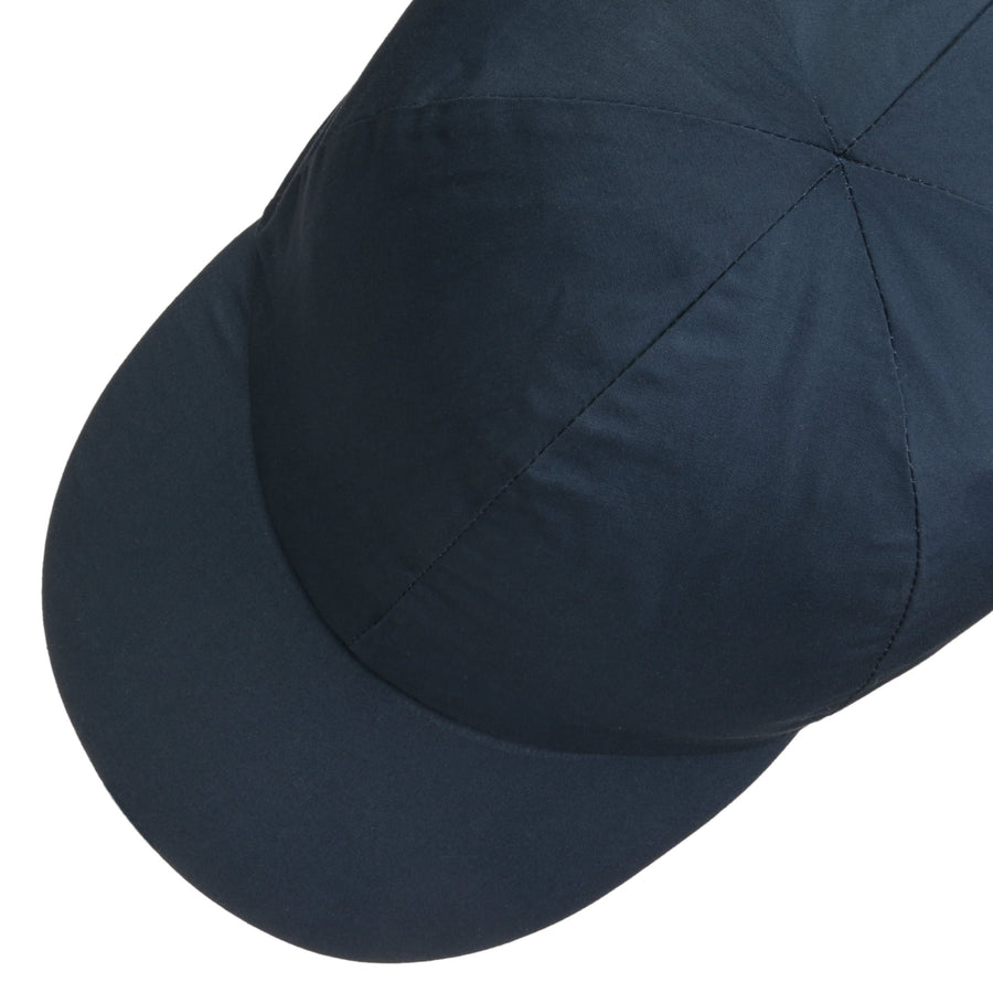 dunkelblau