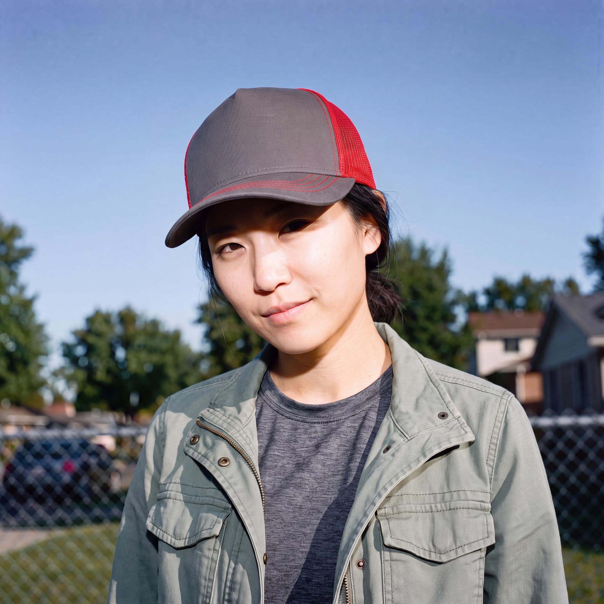 grau-rot (female-model)
