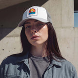 grau (female-model Hazel Bourne)