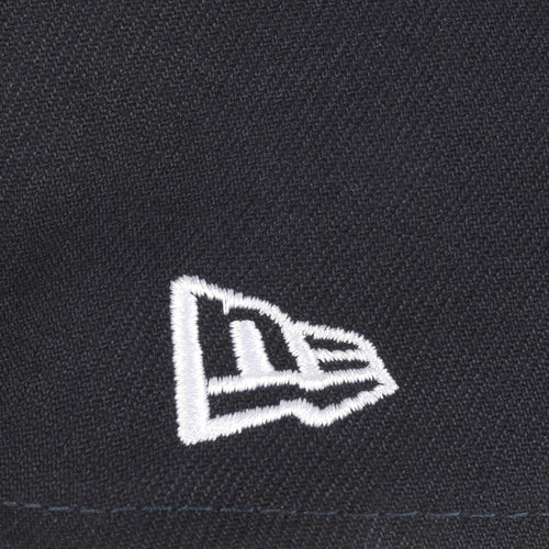 dunkelblau
