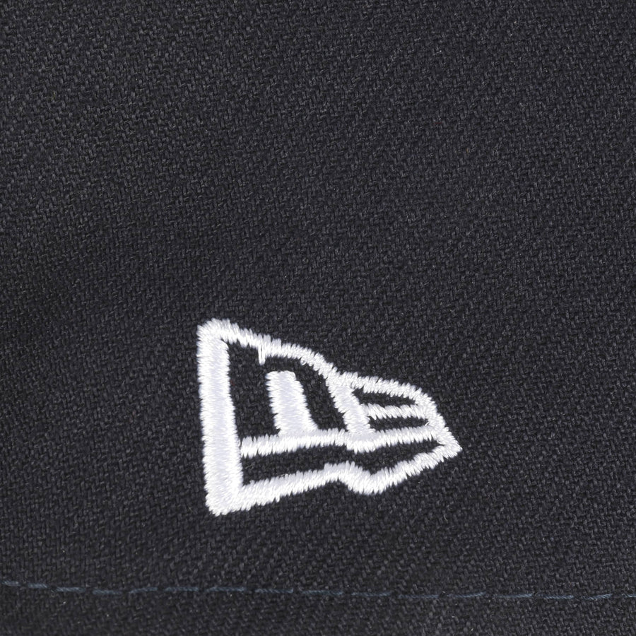 dunkelblau