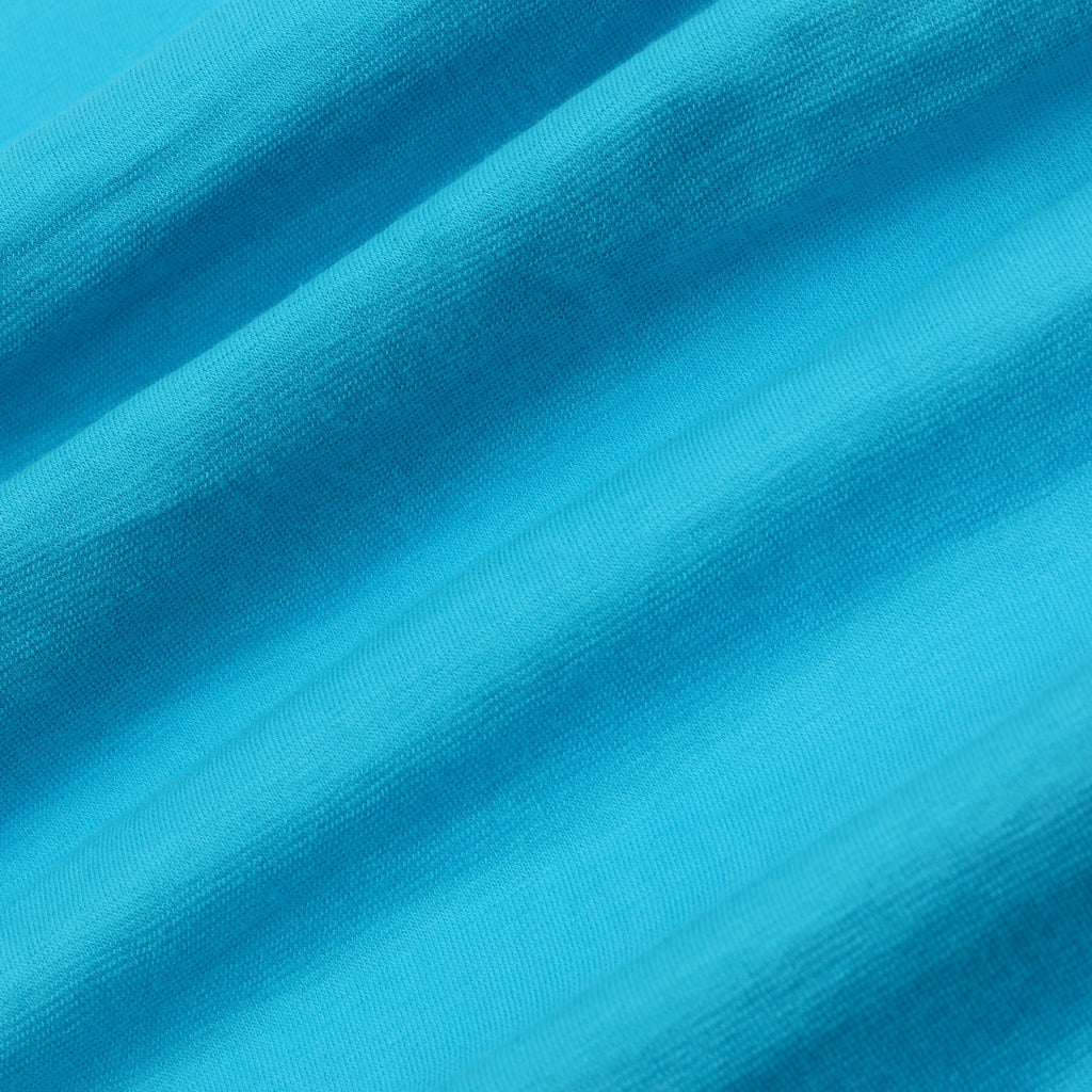 hellblau