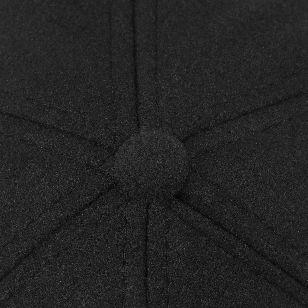 schwarz