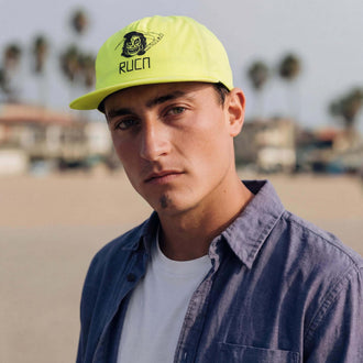 neon-groen (mannelijk model Luke Fermer)