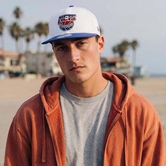 wit (mannelijk model Justin Mappex)