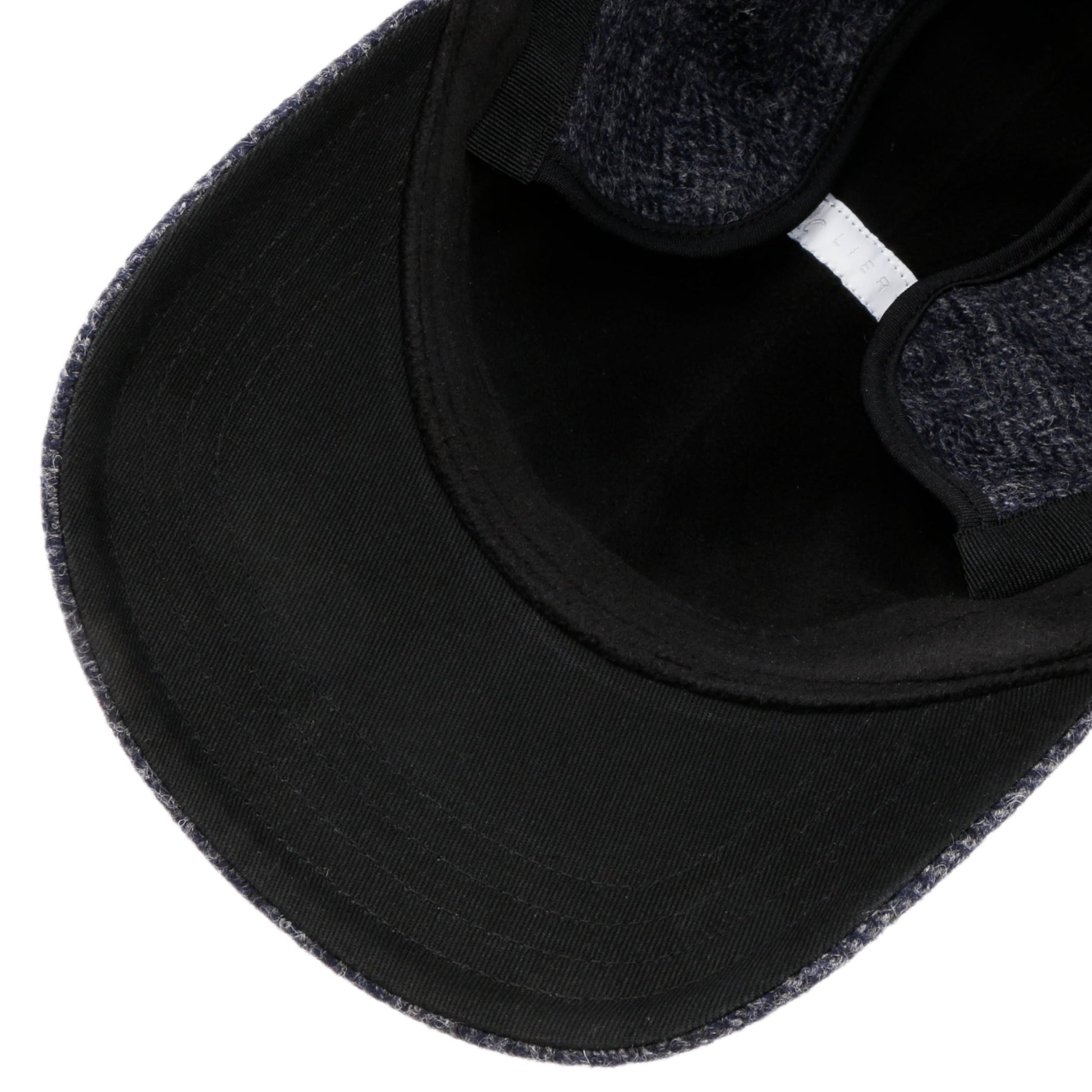 schwarz-blau