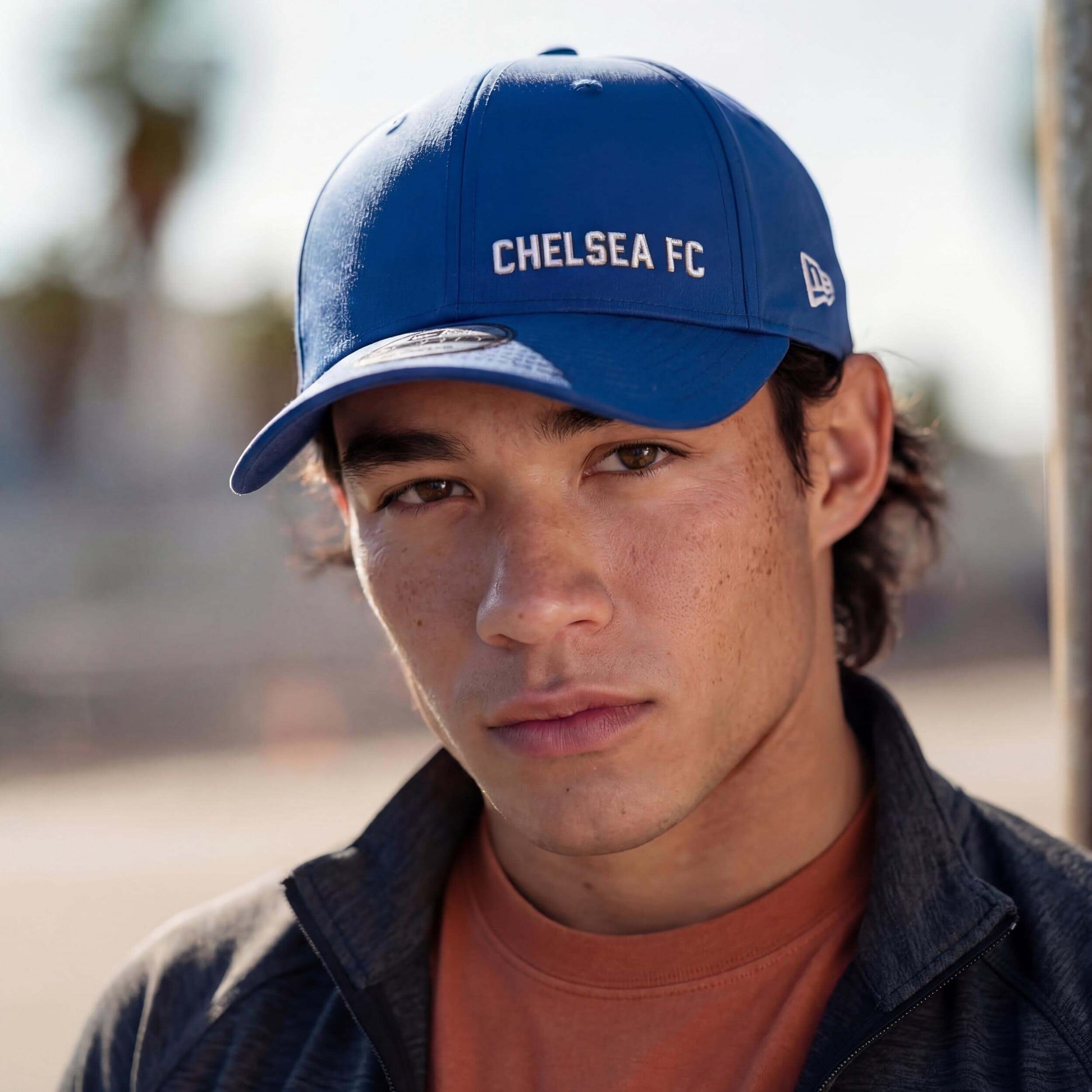 blau (male-model Serge Alvarez)