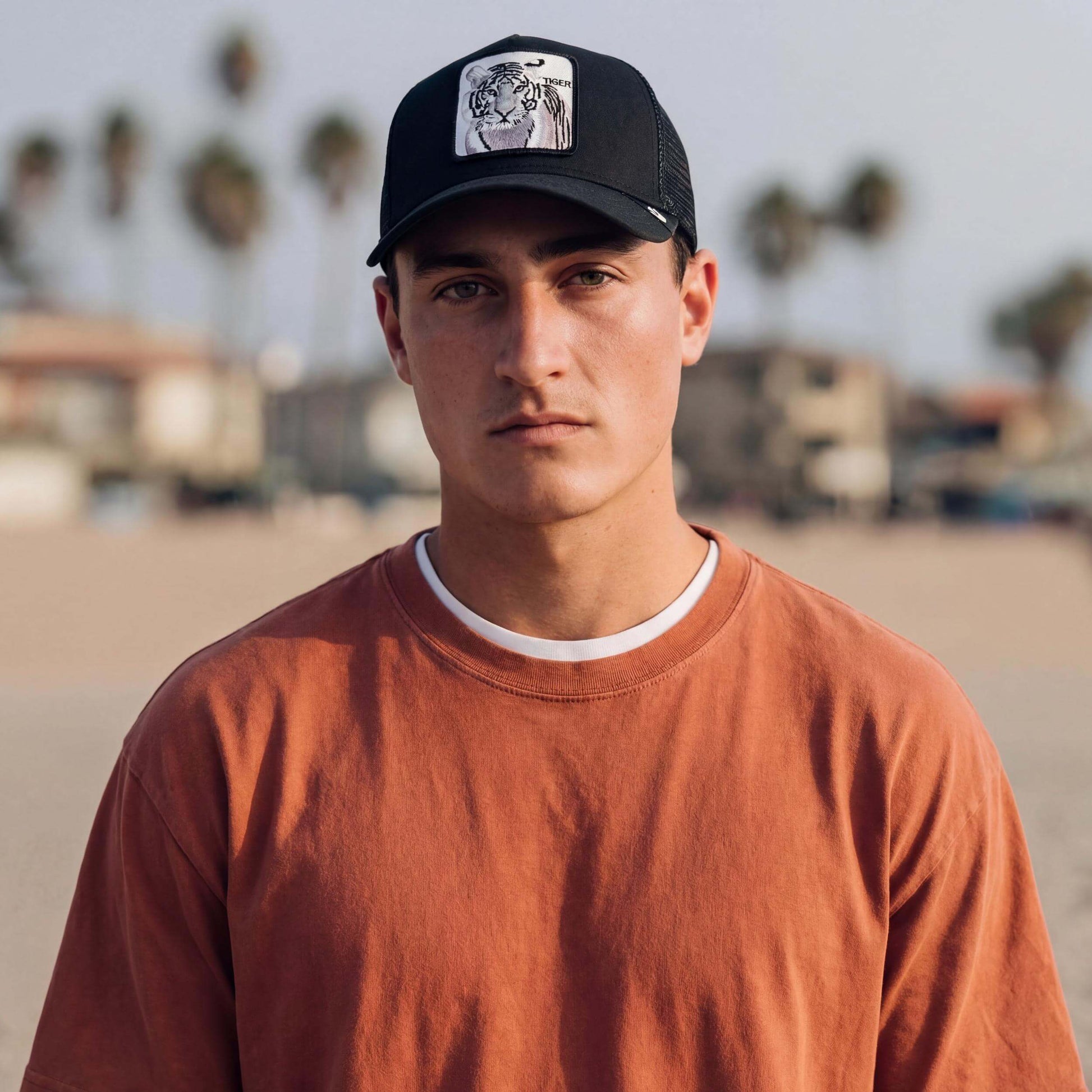 schwarz (male-model Roger Yard)