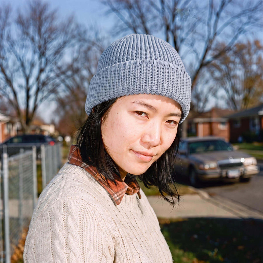 hellblau (female-model)