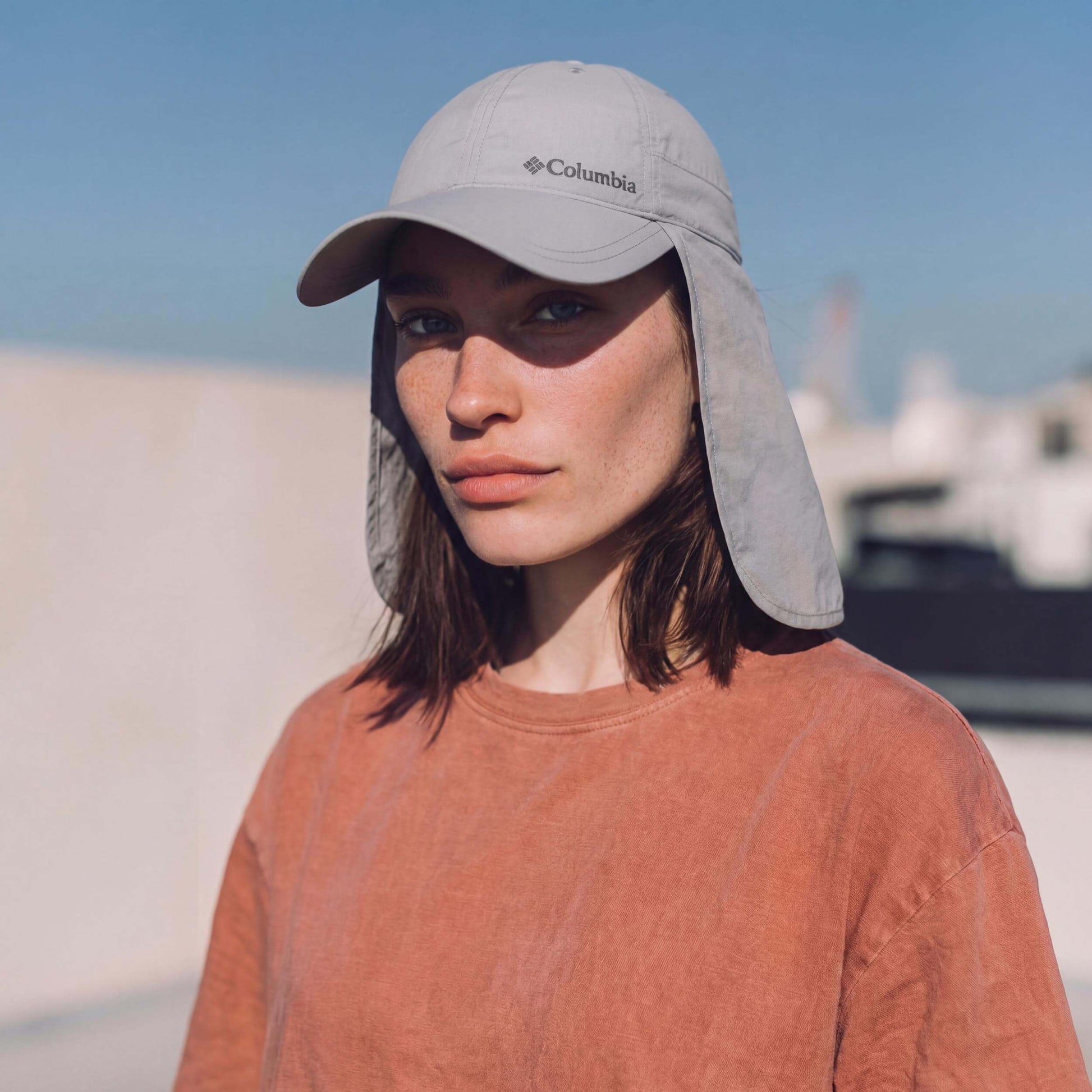gris (modèle féminin Ricci Amber)