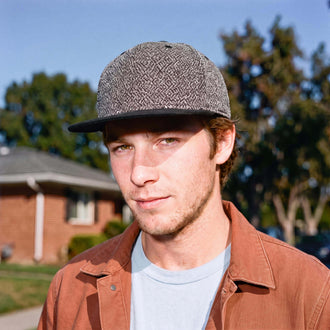 anthrazit-meliert (male-model)